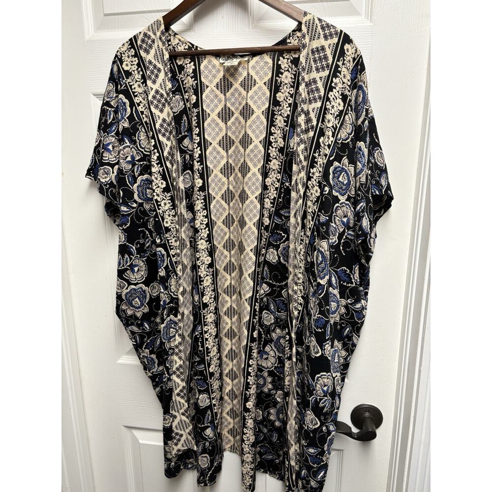 Women’s Kimono or Swim Suit Cover Up, One Size Fits All. Beautiful Floral